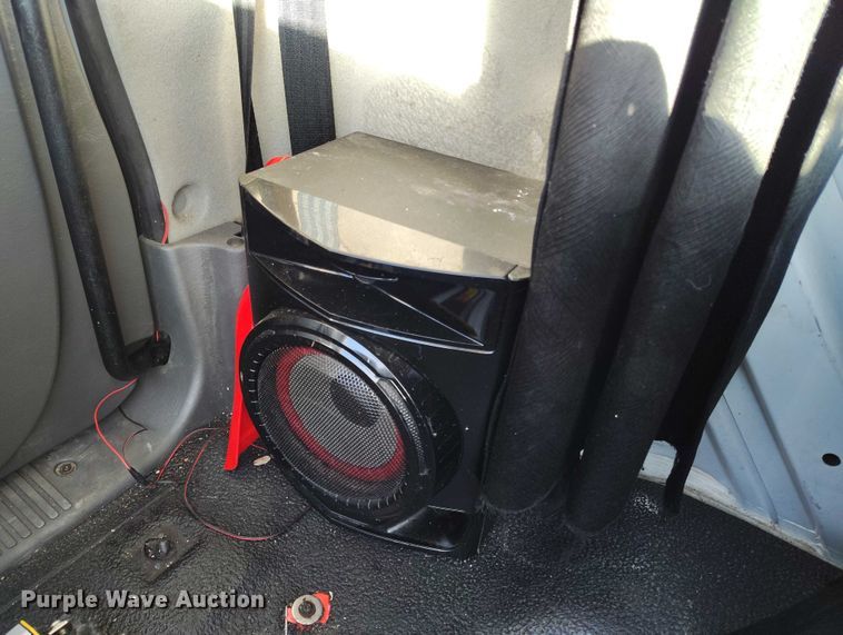 image for item YA1393 2015 International 4300  box truck