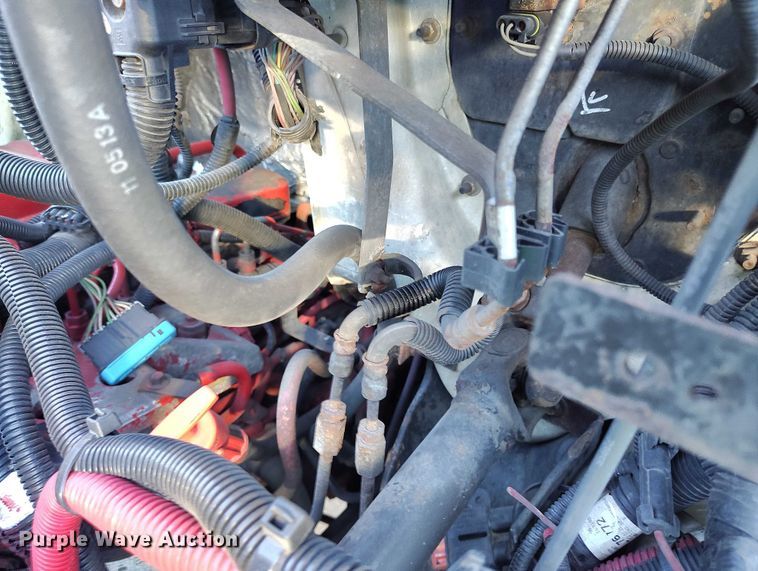 image for item YA1393 2015 International 4300  box truck