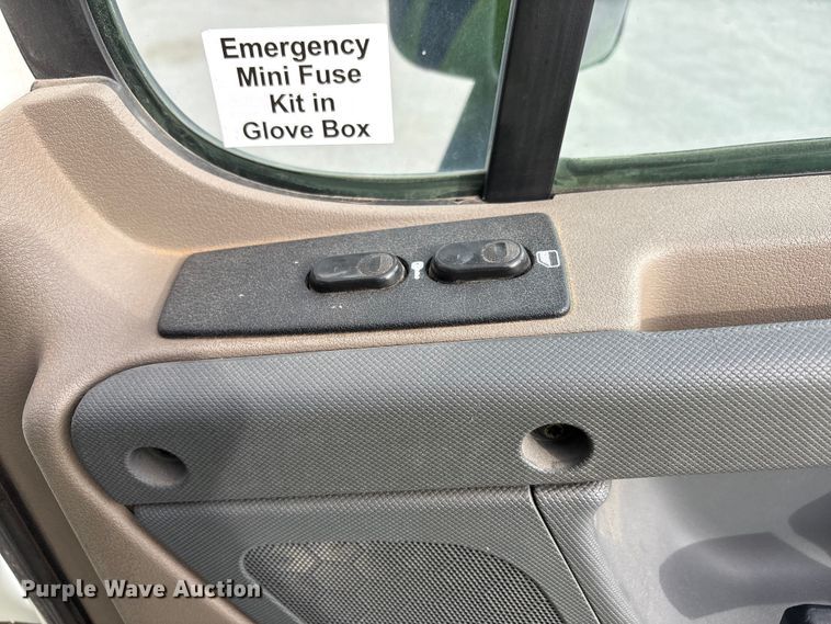 image for item YA1442 2017 Freightliner Cascadia semi truck