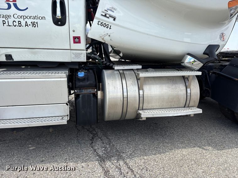 image for item YA1452 2024 International LT625 semi truck