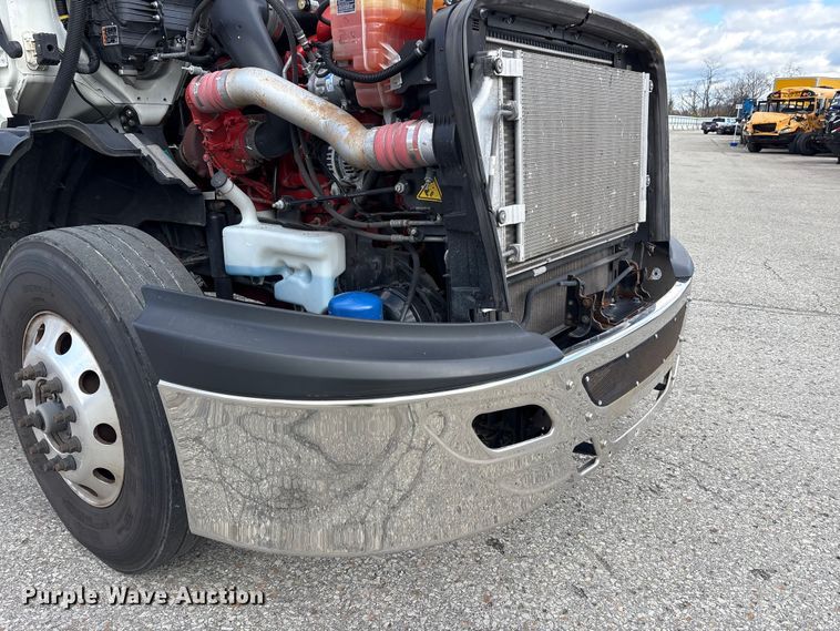 image for item YA1452 2024 International LT625 semi truck