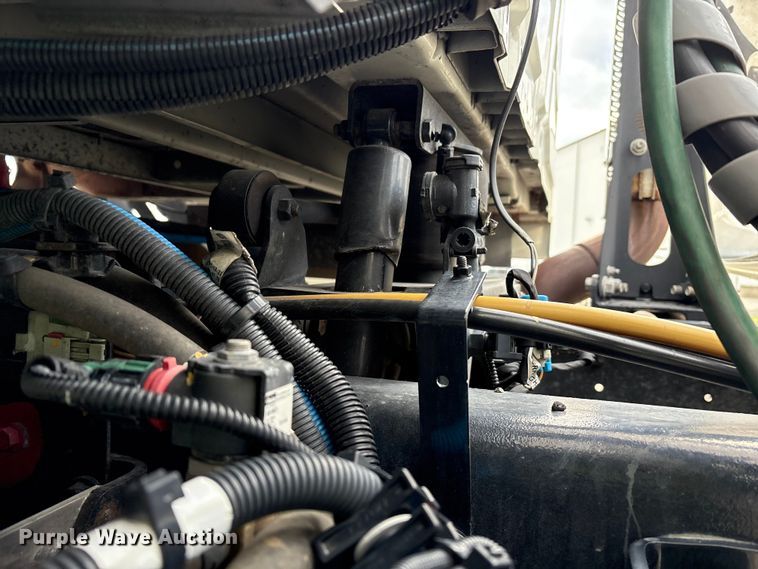 image for item YA1452 2024 International LT625 semi truck