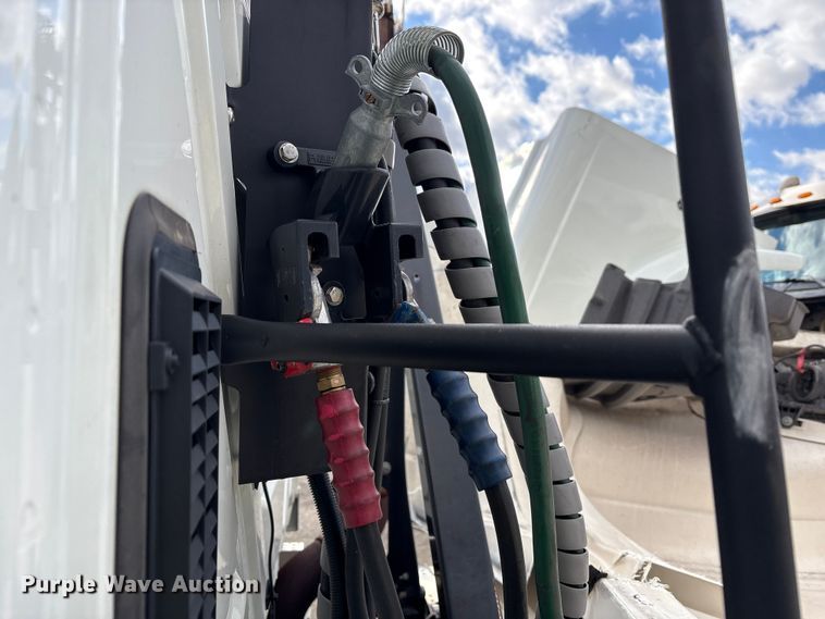 image for item YA1452 2024 International LT625 semi truck