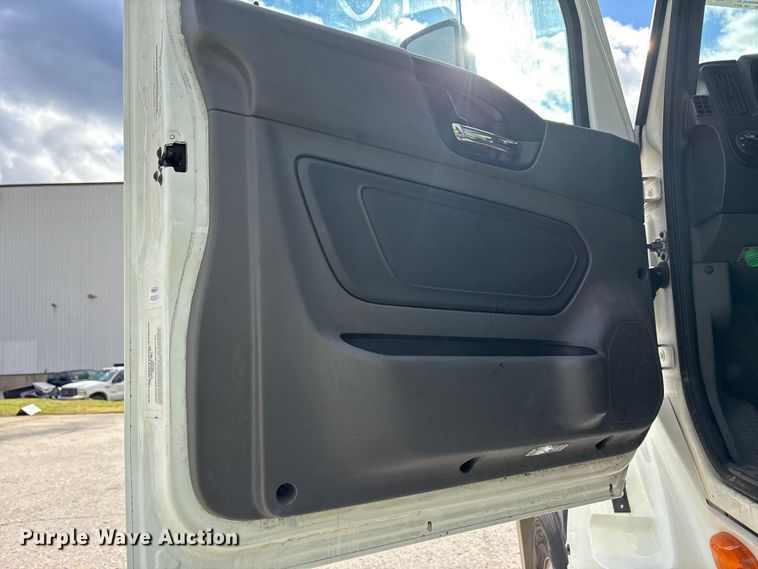 image for item YA1452 2024 International LT625 semi truck