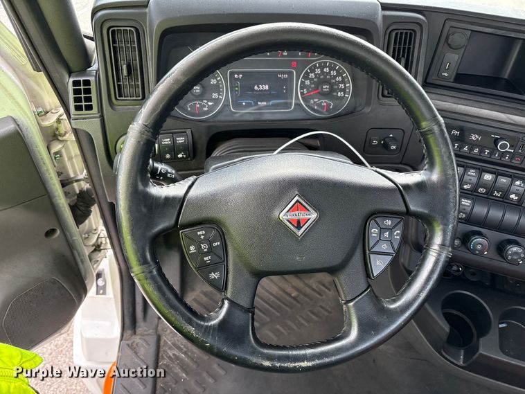 image for item YA1452 2024 International LT625 semi truck