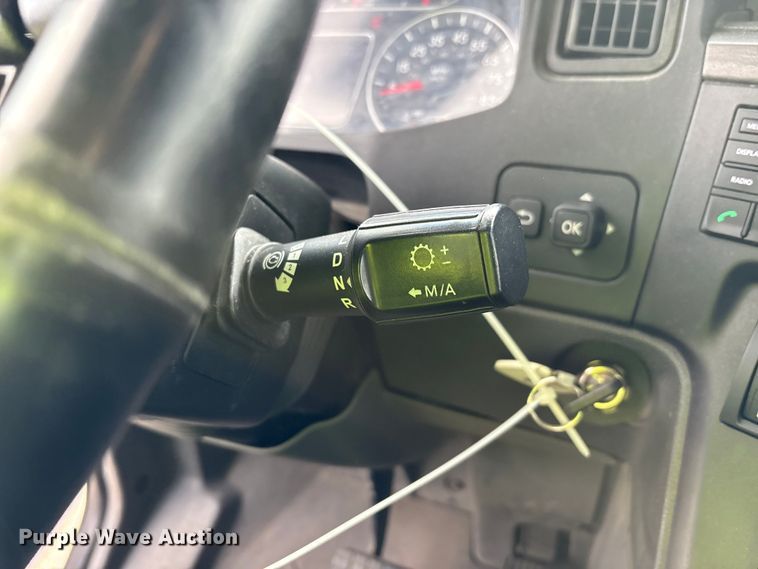 image for item YA1452 2024 International LT625 semi truck