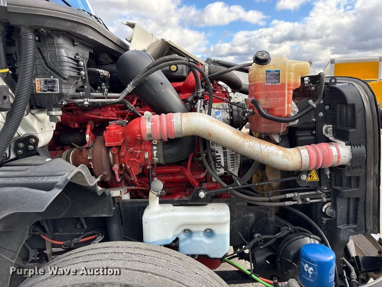 image for item YA1452 2024 International LT625 semi truck