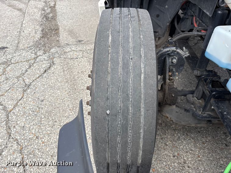 image for item YA1452 2024 International LT625 semi truck