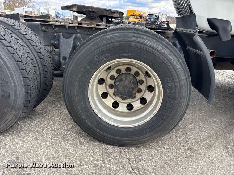 image for item YA1452 2024 International LT625 semi truck