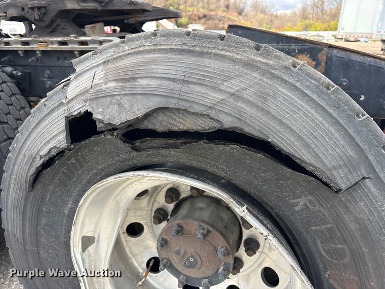 image for item YA1452 2024 International LT625 semi truck