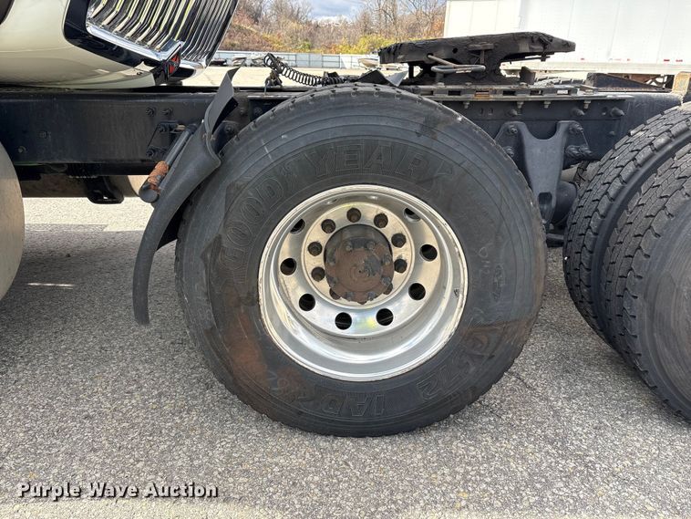 image for item YA1452 2024 International LT625 semi truck