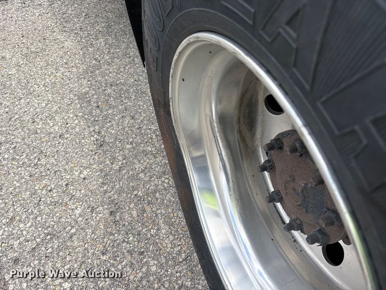 image for item YA1452 2024 International LT625 semi truck