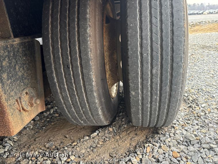 image for item YA1548 2017 Viking VDDR53102T  drop deck equipment trailer