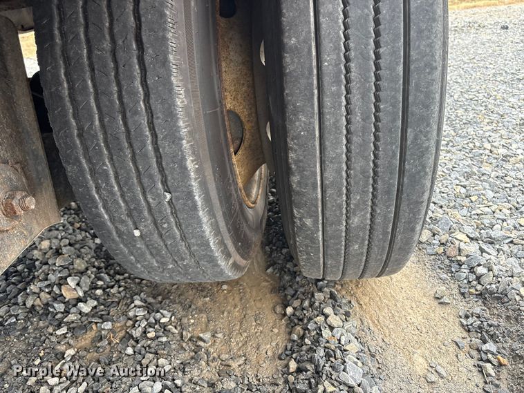 image for item YA1548 2017 Viking VDDR53102T  drop deck equipment trailer