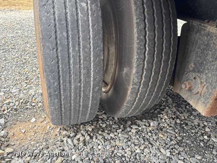 image for item YA1548 2017 Viking VDDR53102T  drop deck equipment trailer