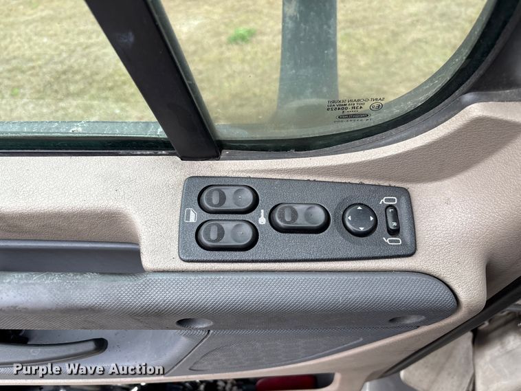 image for item YA1553 2015 Freightliner Cascadia  semi truck