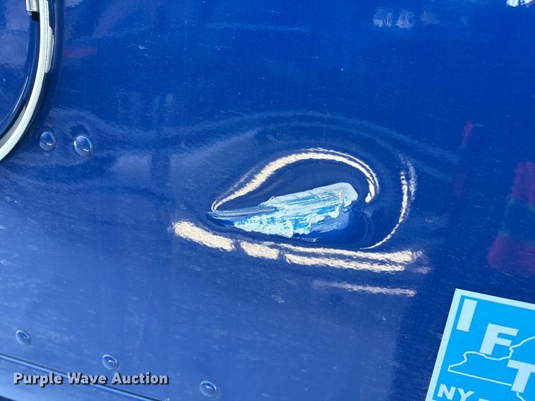 image for item YA1558 2022 Kenworth T680 semi truck