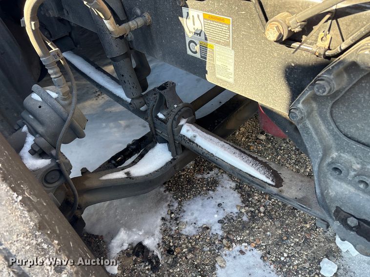 image for item YA1558 2022 Kenworth T680 semi truck