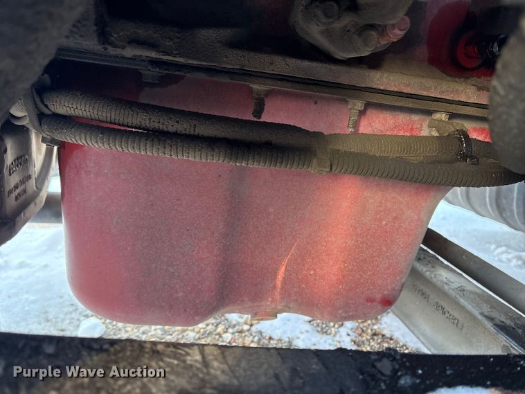 image for item YA1558 2022 Kenworth T680 semi truck