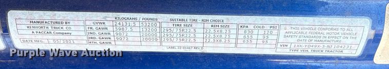 image for item YA1558 2022 Kenworth T680 semi truck