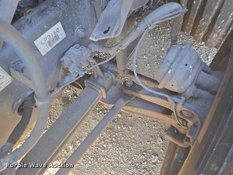 image for item YA1599 2020 Freightliner Cascadia semi truck