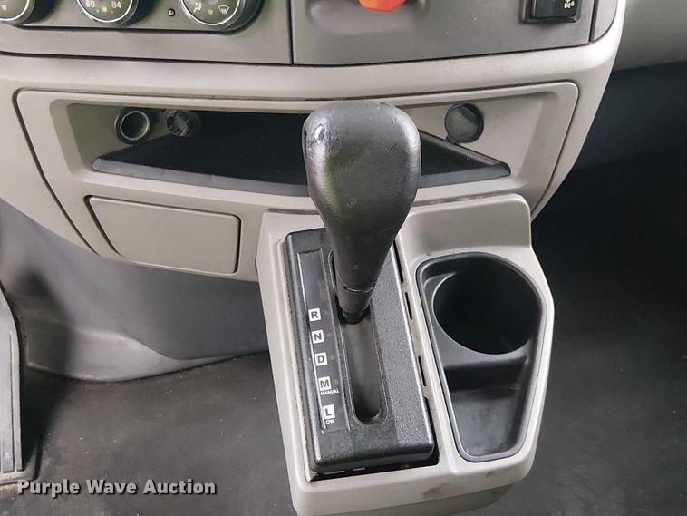 image for item YA1631 2016 Peterbilt 579 semi truck