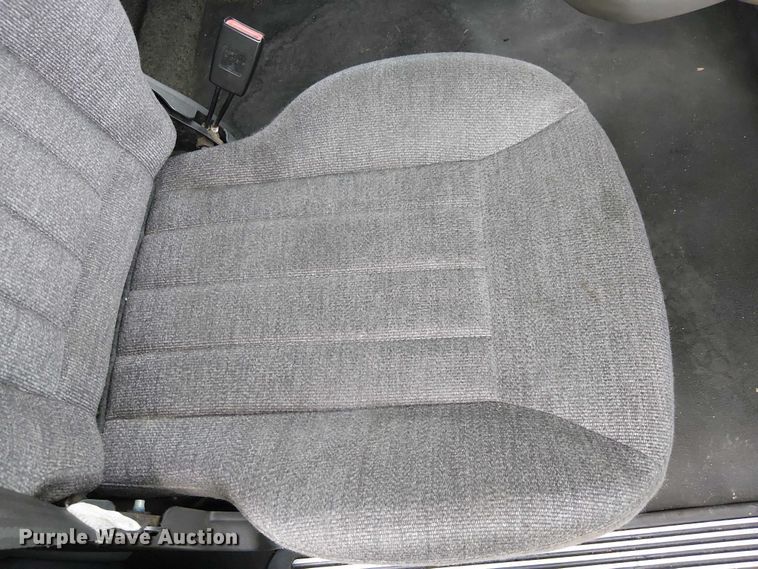 image for item YA1631 2016 Peterbilt 579 semi truck