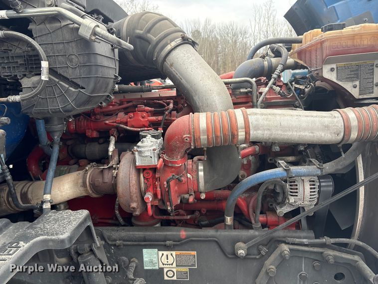 image for item YA1687 2022 Peterbilt 567 semi truck