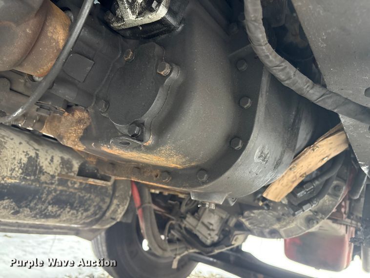 image for item YA1687 2022 Peterbilt 567 semi truck