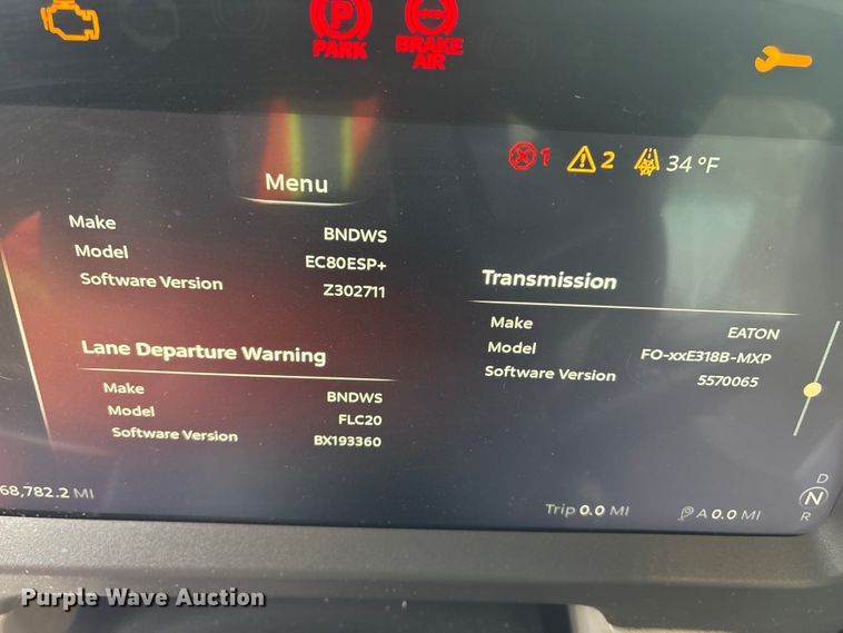 image for item YA1687 2022 Peterbilt 567 semi truck