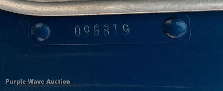 image for item YA1743 2005 Kenworth T600 semi truck