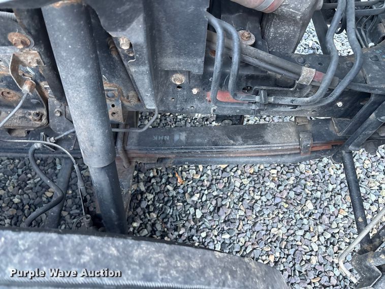 image for item YA1767 2019 Isuzu NRR  box truck