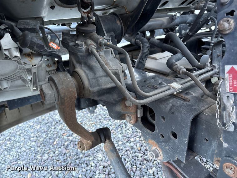 image for item YA1767 2019 Isuzu NRR  box truck