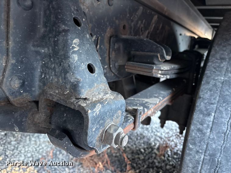 image for item YA1767 2019 Isuzu NRR  box truck