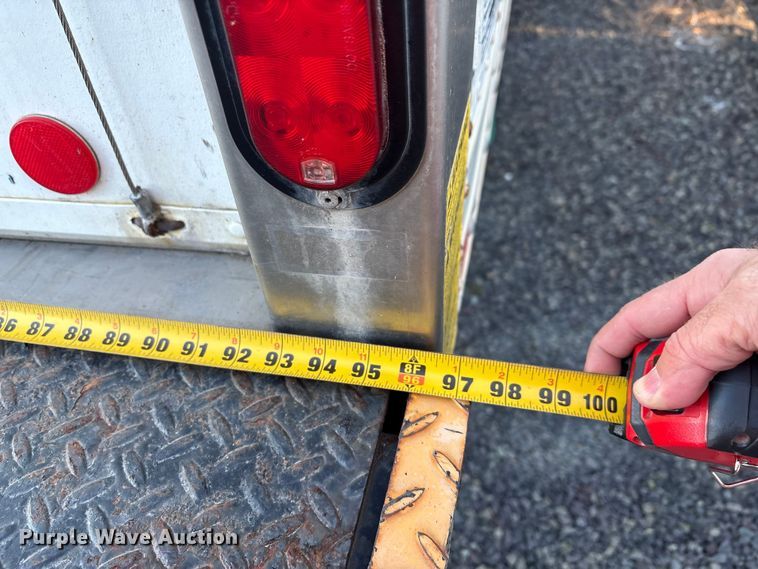 image for item YA1767 2019 Isuzu NRR  box truck