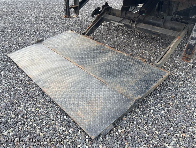 image for item YA1767 2019 Isuzu NRR  box truck