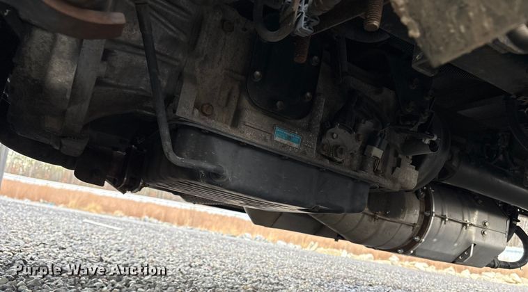 image for item YA1767 2019 Isuzu NRR  box truck