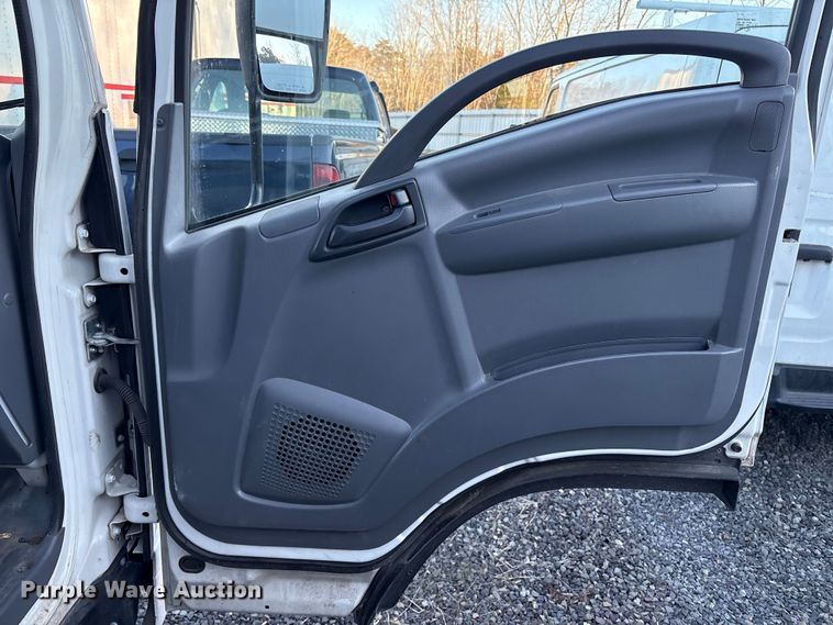 image for item YA1767 2019 Isuzu NRR  box truck