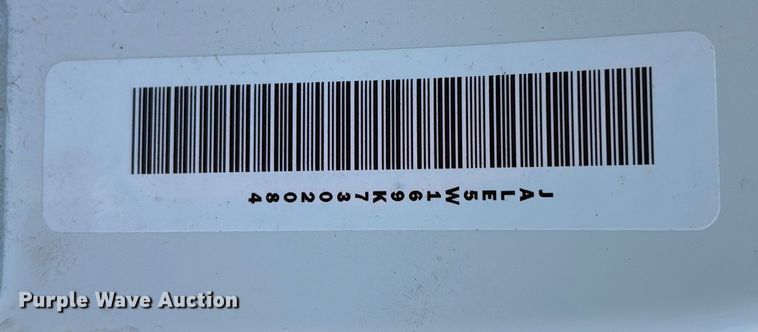 image for item YA1767 2019 Isuzu NRR  box truck