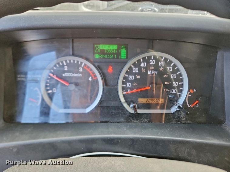 image for item YA1767 2019 Isuzu NRR  box truck