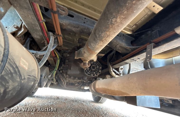 image for item YA1774 2017 Freightliner Cascadia 125 semi truck