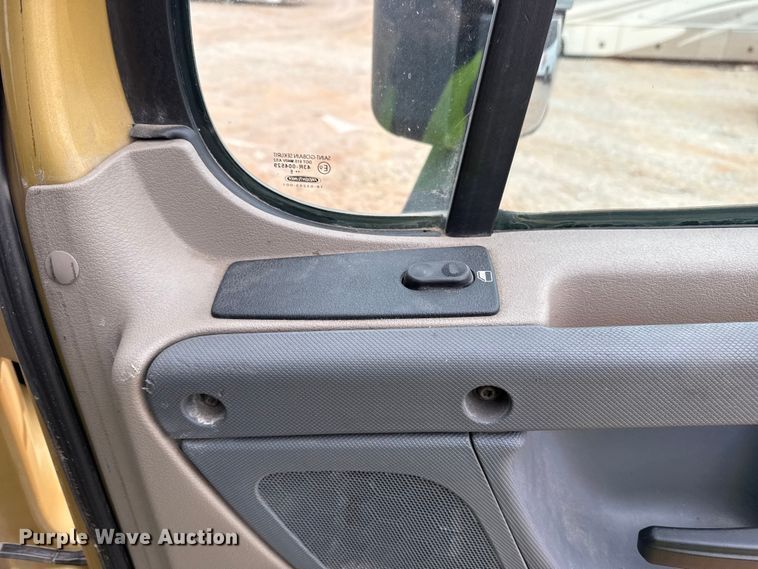 image for item YA1774 2017 Freightliner Cascadia 125 semi truck