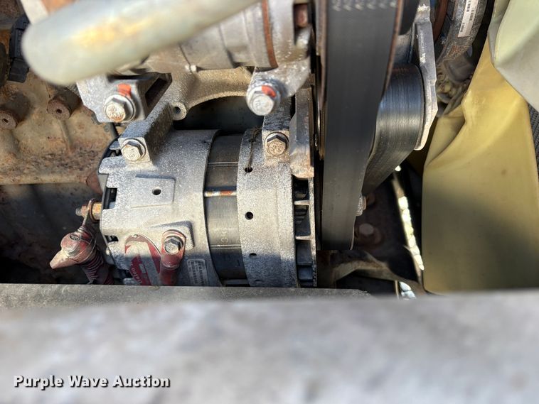 image for item YA1778 2020 Freightliner Cascadia 126 semi truck