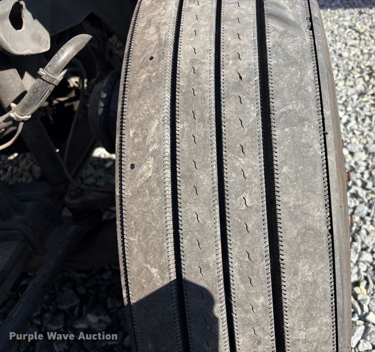 image for item YA1778 2020 Freightliner Cascadia 126 semi truck