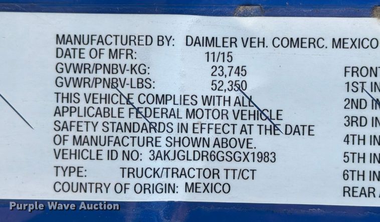 image for item YA1865 2016 Freightliner Cascadia semi truck