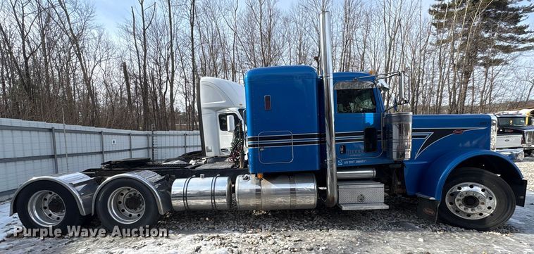CAMIóN CAMAROTE 2019 PETERBILT