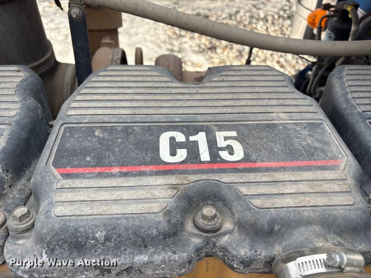 image for item YA1879 2019 Peterbilt 389 glider kit semi truck