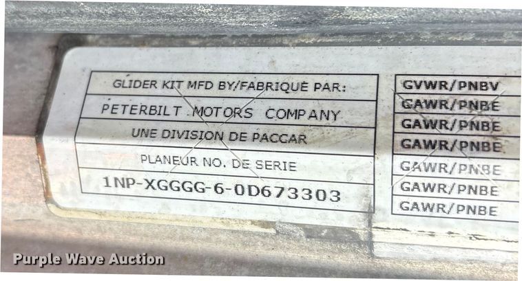 image for item YA1879 2019 Peterbilt 389 glider kit semi truck