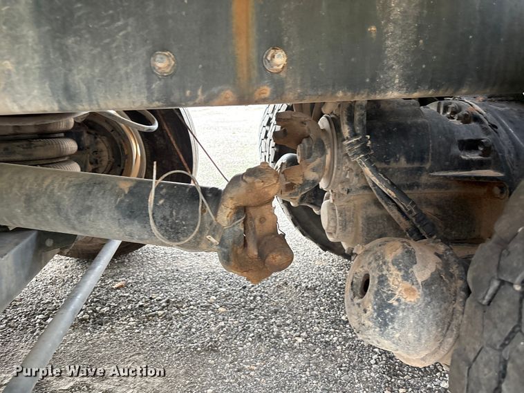 image for item YA1908 2024 Kenworth T880 hydrovac truck