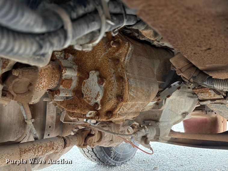 image for item YA1908 2024 Kenworth T880 hydrovac truck